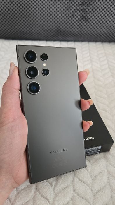 Samsung galaxy S24 ultra.