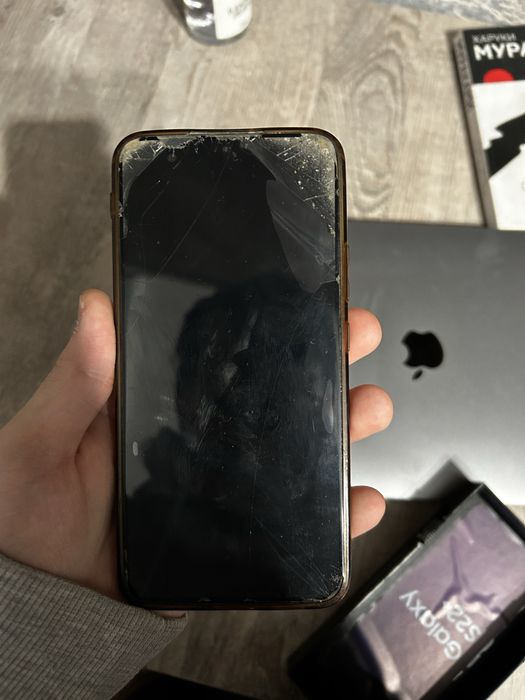 Samsung S22+ на 256г