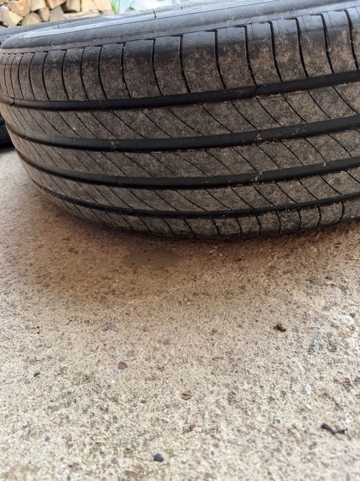 Michelin Primacy 4 215/65/17 dot 0823