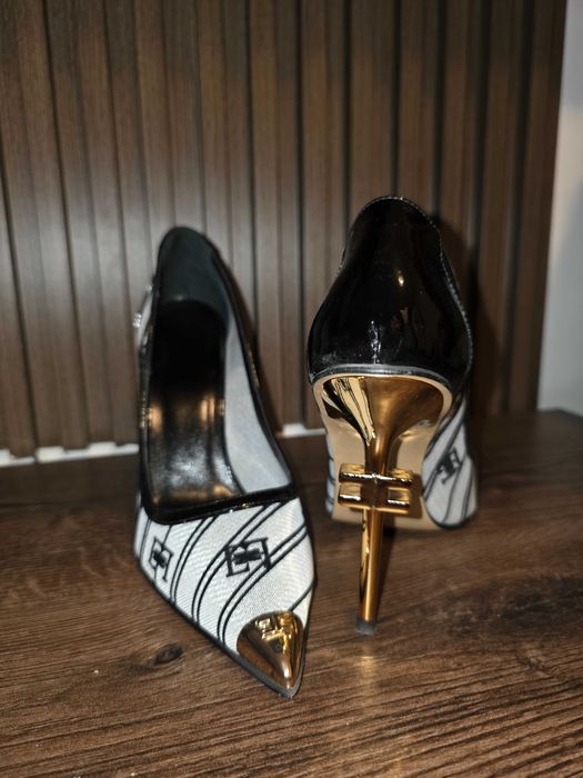 Elisabetta Franchi Дамски стилни обувки