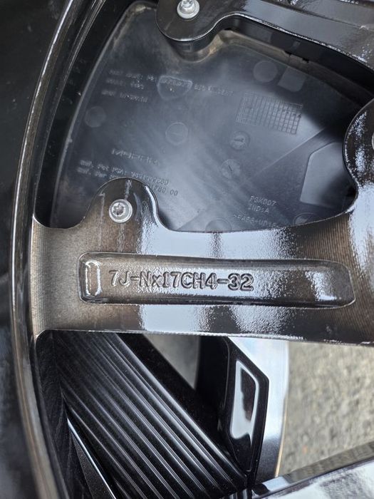 17цола Peugeot 4x108 Пежо 4бр Оригинални