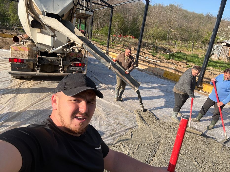 Щампован Шлайфан и Ресан Бетон