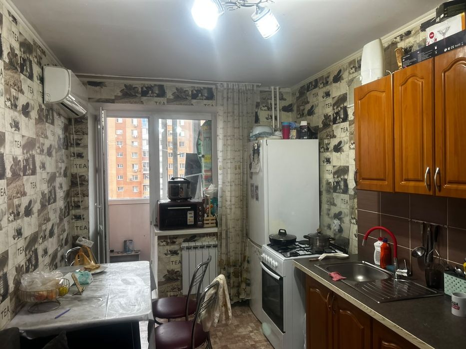 Продам евро2х комнатную квартиру