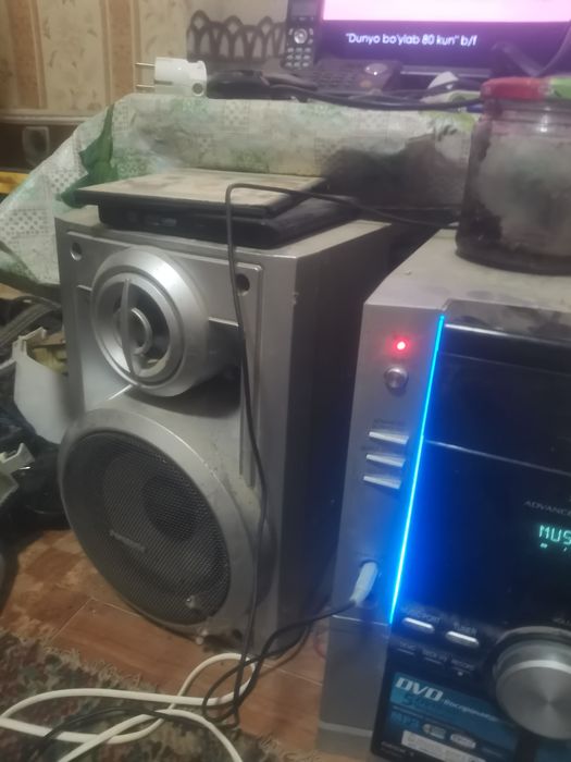 Продаётся музыкальный центр