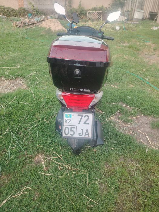 Продам срочно М8 Жайлинг