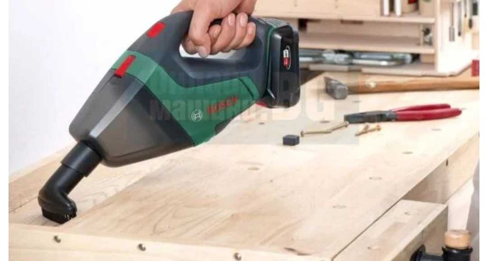 Акумулаторна прахосмукачка Bosch UniversalVac