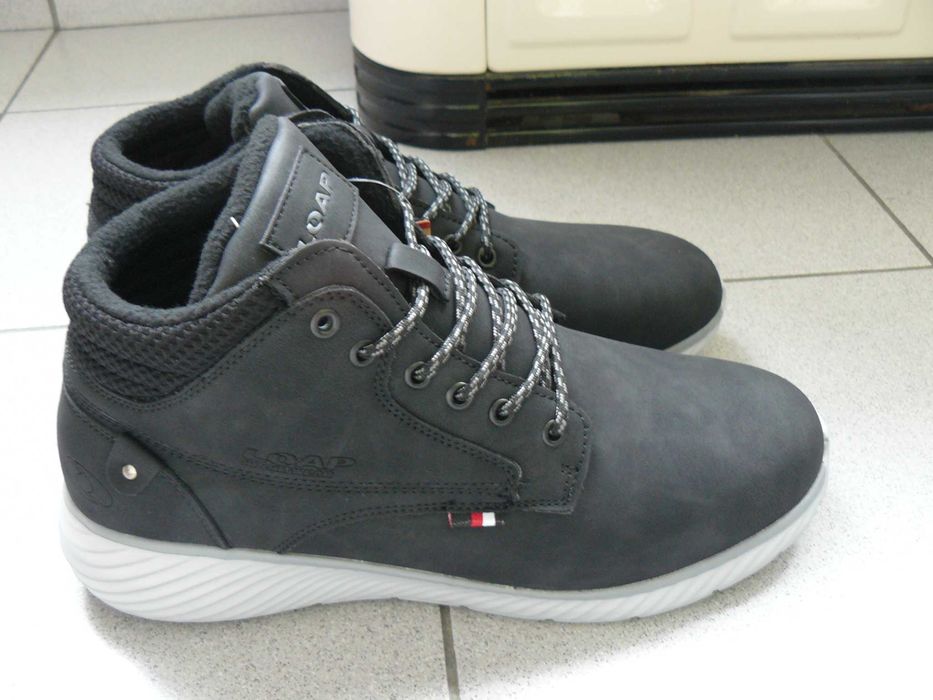 Ghete Barbati LOAP Noi,Originali In Cutie,Culoare Negru,Marime 44