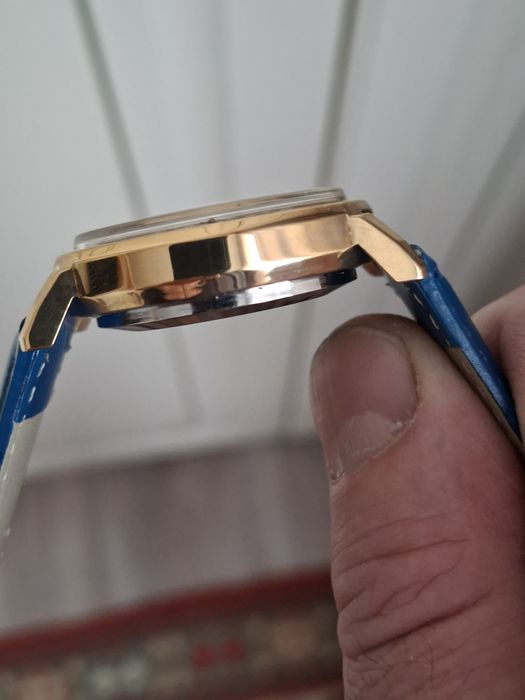 Продам часы ссср