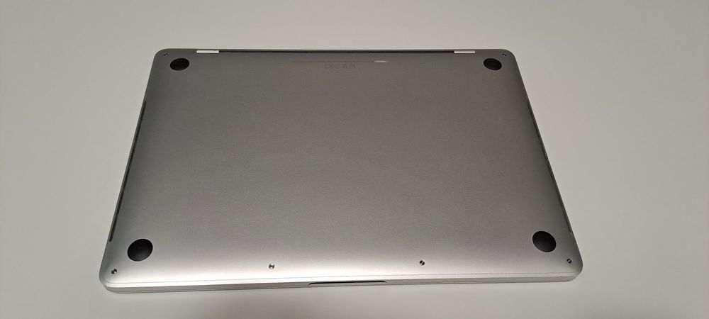 Apple MacBook Pro 13" (2016) – Touch Bar | A1706