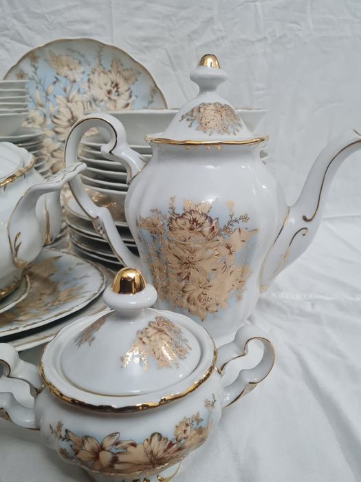 Сервиз посуда 12персон