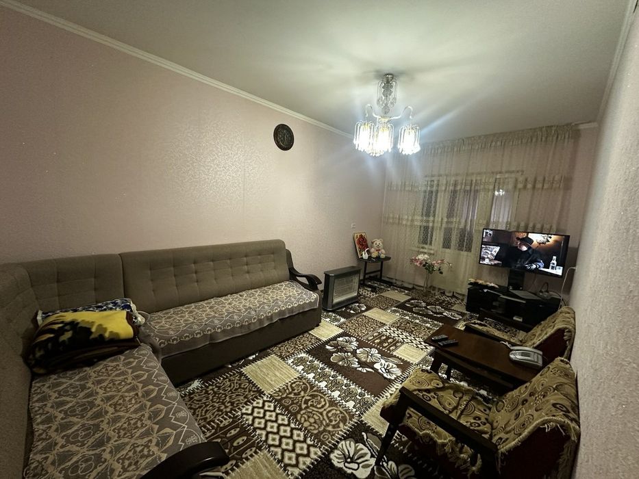 Продаю свою квартиру в Чирчике 8 мкр-он