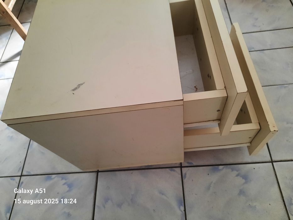 Noptiera cu 2 sertare