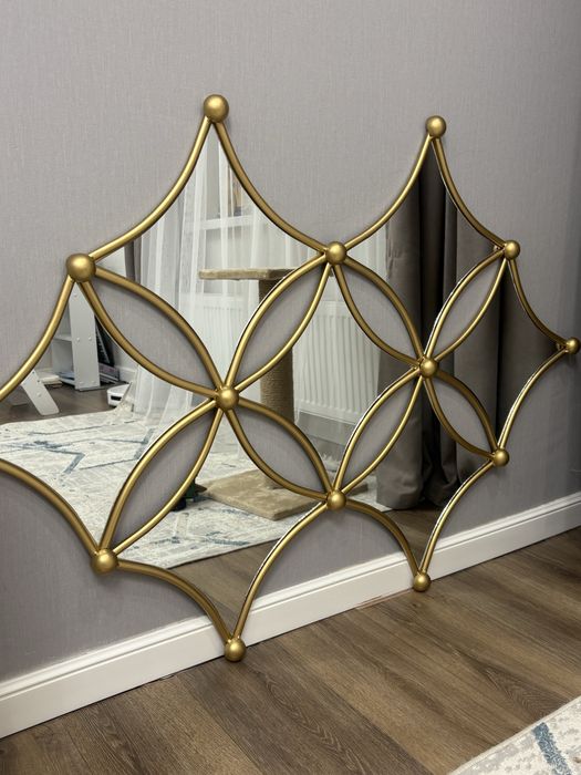 Продам дизайнерское зеркало