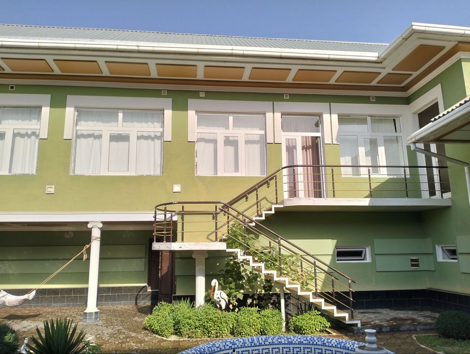 Уй сотилади 8 сотих