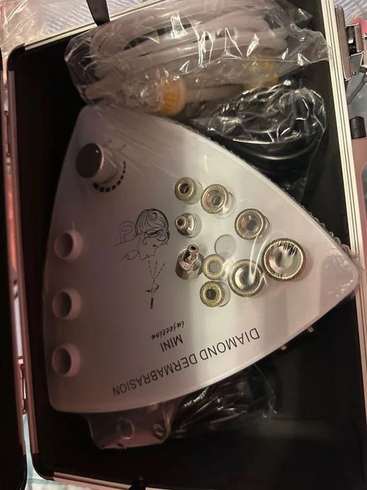 Aparat nou de microdermabraziune cu cape cu pulbere de diamant