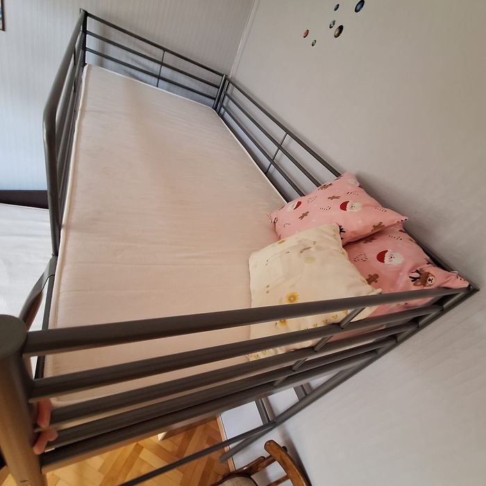 Метално еденично легло - IKEA