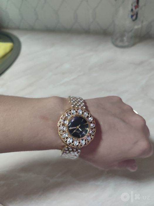 Наручний часи  DIOR.