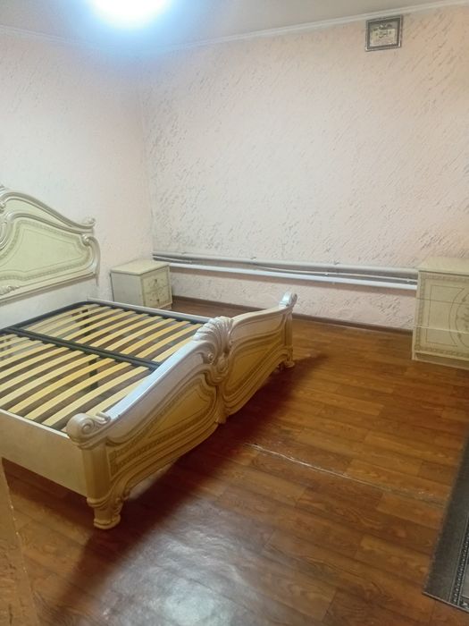 Бесплатно сдам 3 комнатки