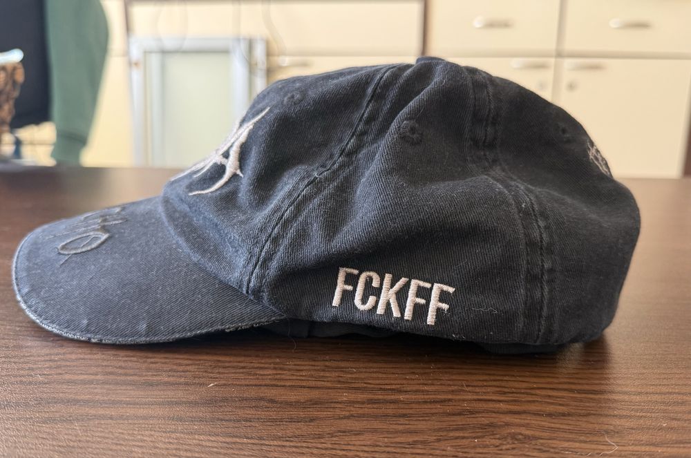 Luda шапка Psycho