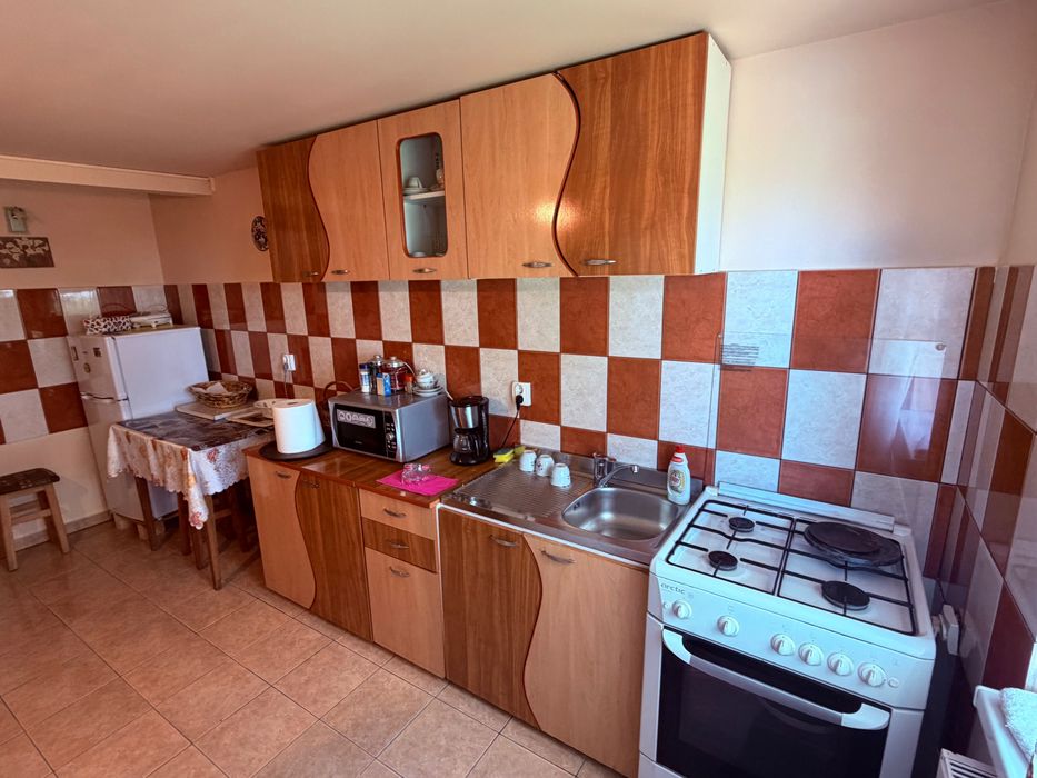 Inchiriez cabana cu piscina incalzita