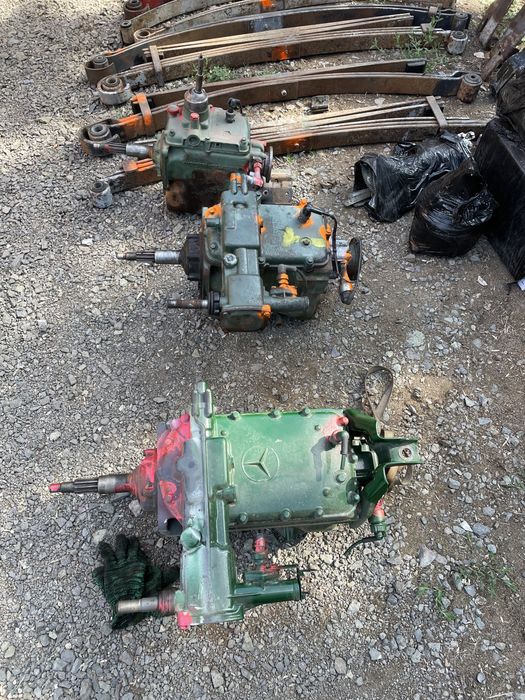 Мерседес 609/709 /809/814/817  запчасти двигатель с Европы