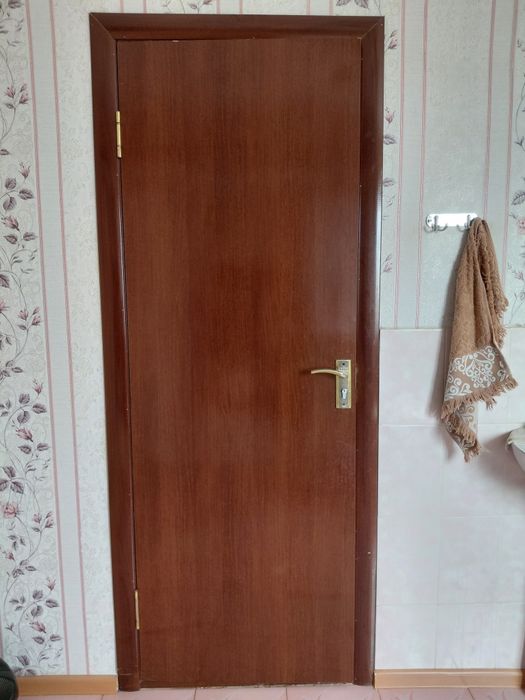 Есіктер әр түрлі размерде 90 , 80 , 60