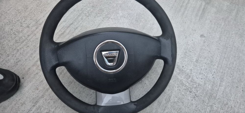 Волан и aibag за dacia sandero