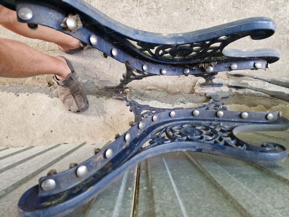 Picioare banca ornamentale din fonta, lemn