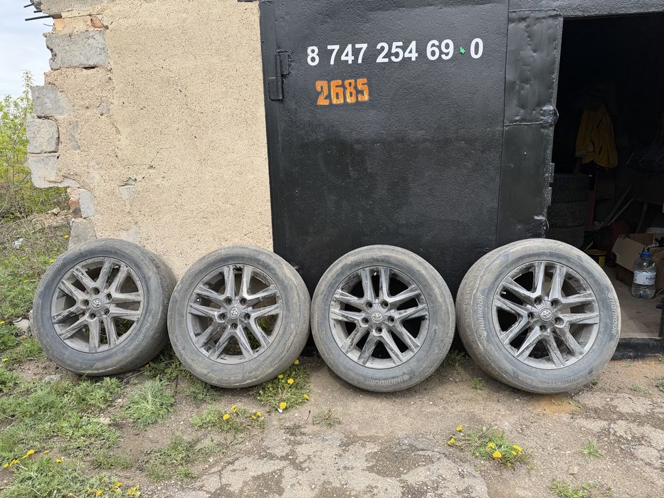 Продам диски с резинои лето
