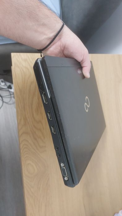 Laptop sh Fujitsu P702, i5-3320M, 8Gb DDR3, 320Gb hdd