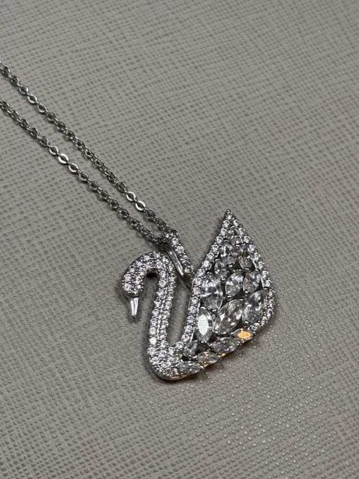 Set Swarovski Lantisor/Cercei - nou, în cutie