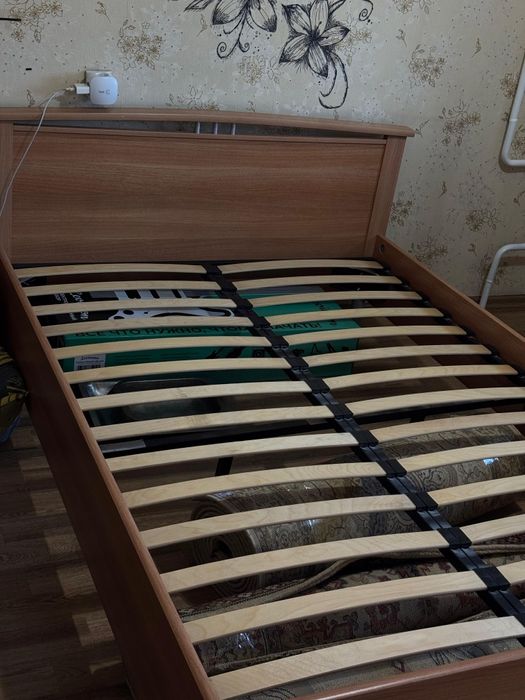 Срочно продам кровать