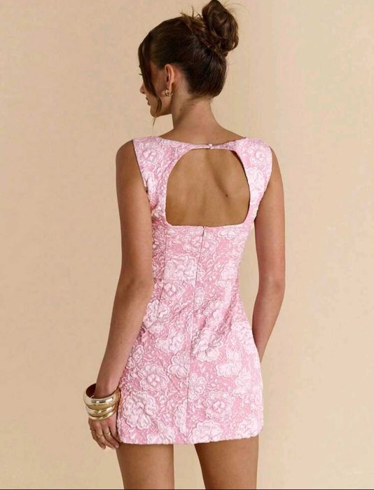 Дамски официални  рокли