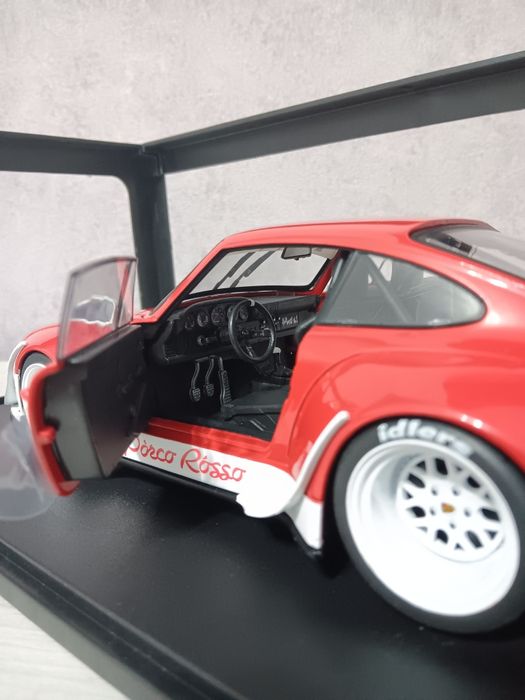 Macheta Porsche Rosso 1 18