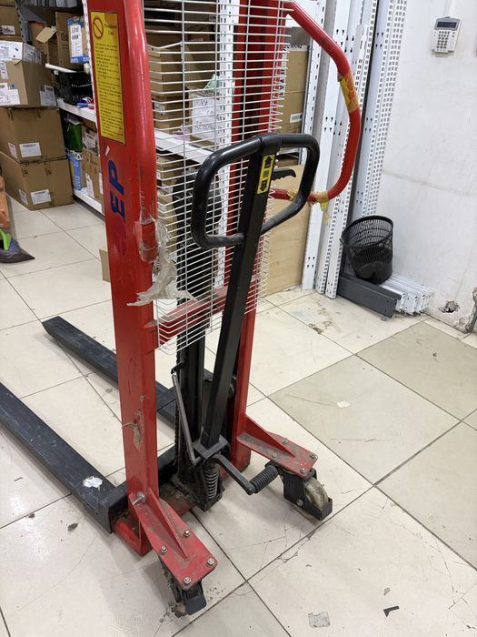 Штабелер ручной  гидравлический