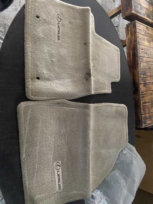 Продам коврики оригинал