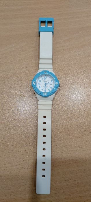 Продам женские часы CASIO