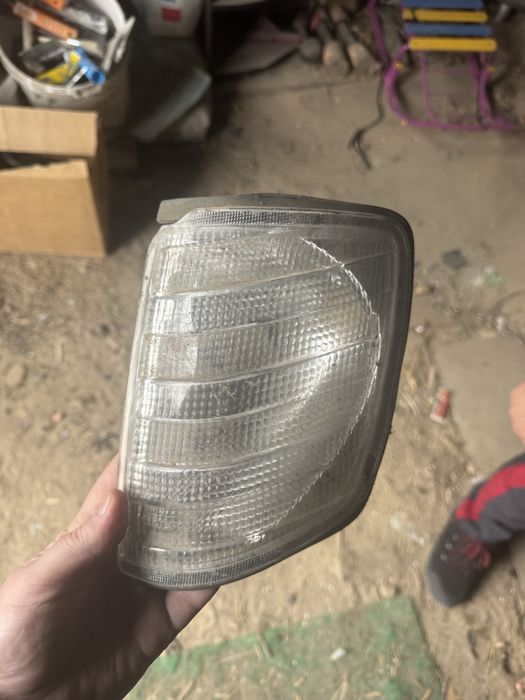 Поворотники на 124