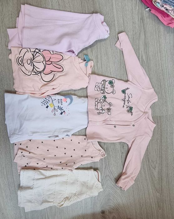 Бебешки дрешки в размер 74 за момиче