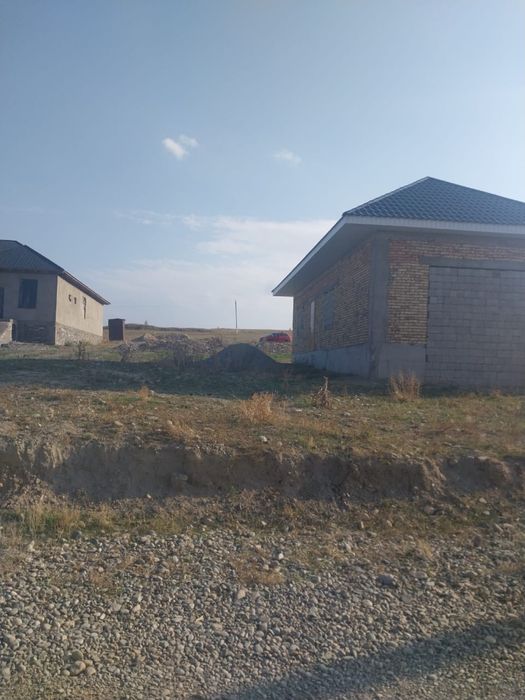 Участок, времянка