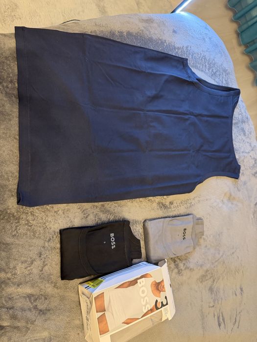 Boss set 3 maiouri gri-bleumarin-negru marimea S noi originale