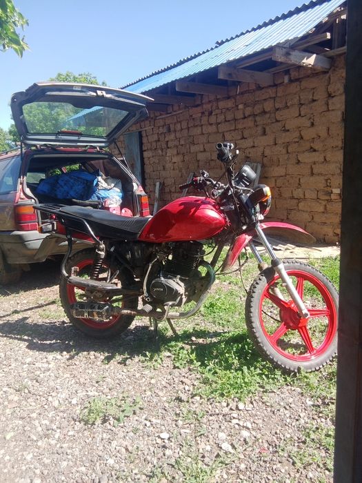 Продам мотоцикл yaqi 200cc