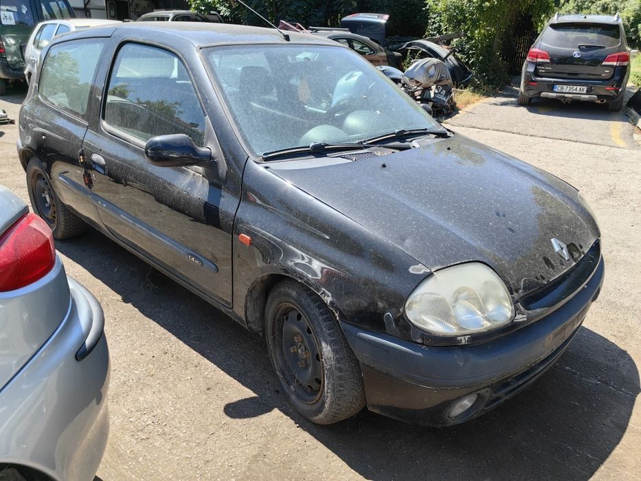 Рено клио 1.4 16 На части! Renault clio 1.4 16V