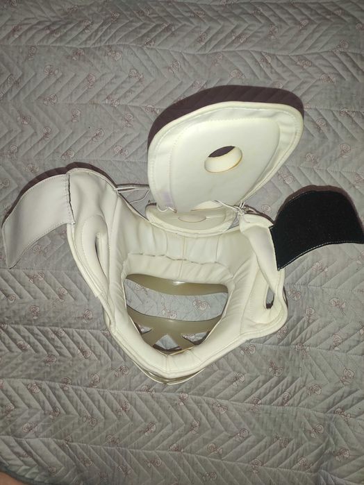 Шлем для тхэквондо