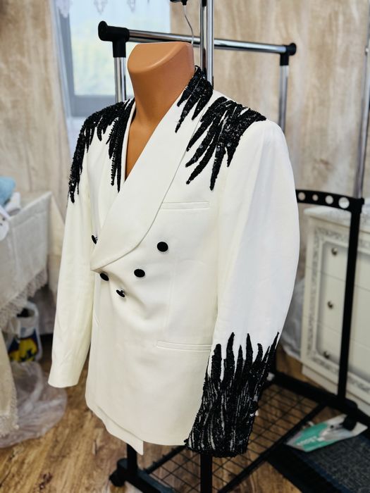 Sacou impecabil de lux.