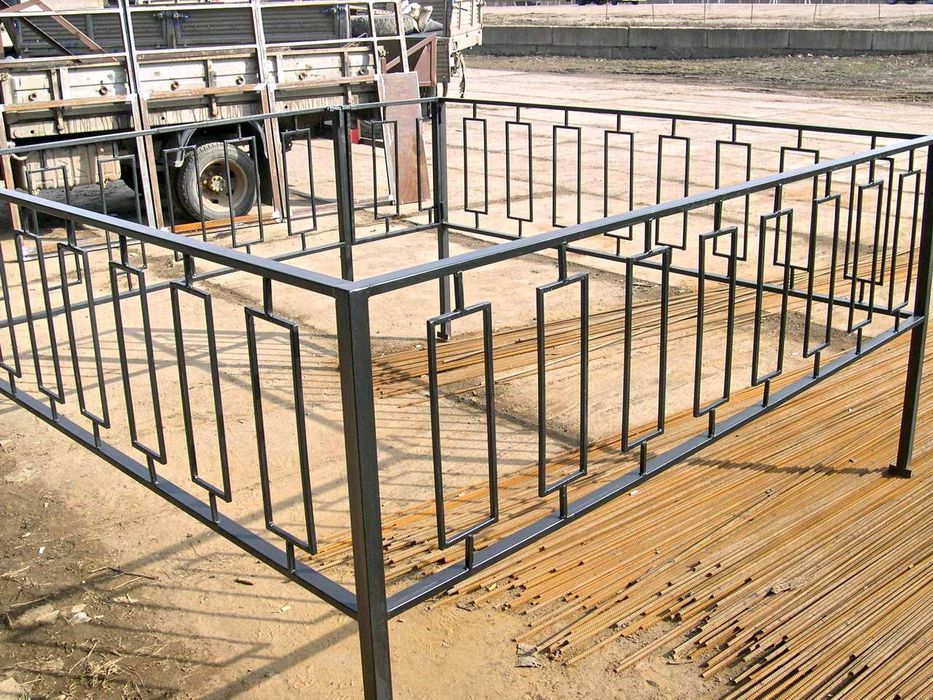 Оградки ритуальные