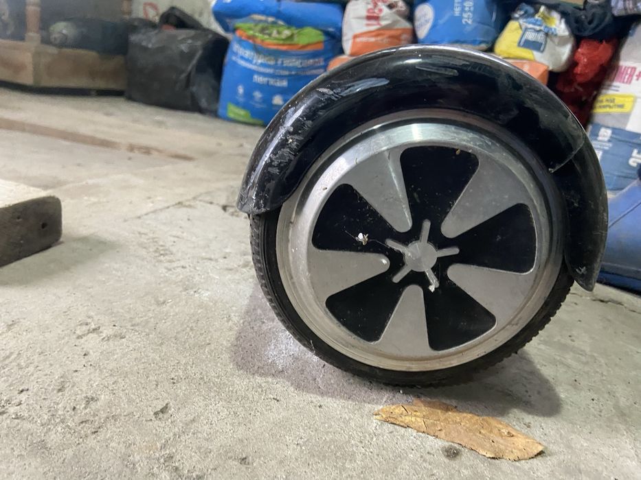 Гироскутер      .