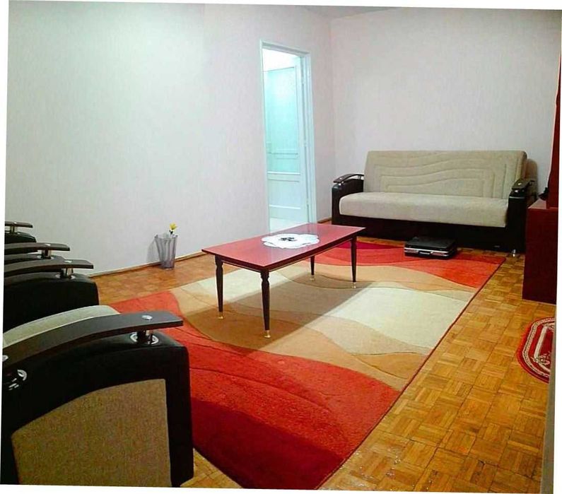 Apartament 2 camere, ultracentral,etaj:3/4,zona Spicul