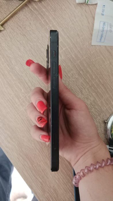 Iphone 12 продам
