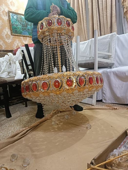 Люстра 3 штуки болшые